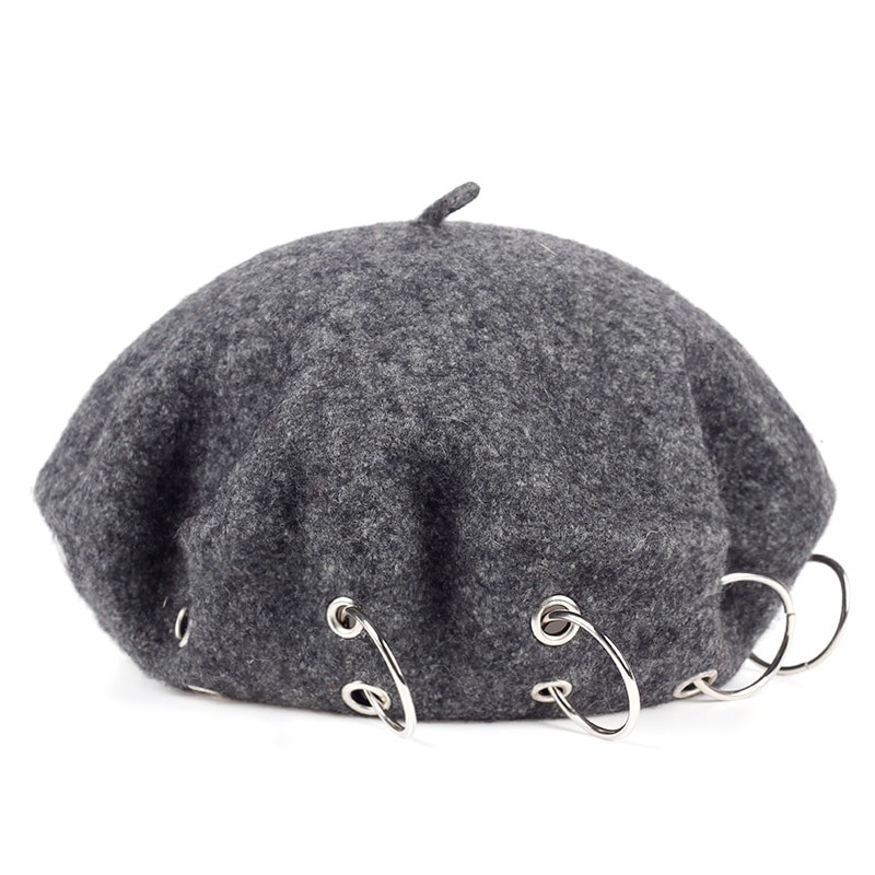 17th century beret - cap med silverringar