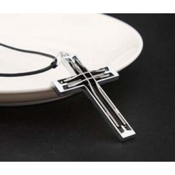 Dubbel hollow-out rostfritt stålkors - läderhalsband