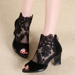 Peep toe sandaler - sexiga klackar - laced