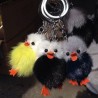 Fluffy furry pom pom med chicks - keychain