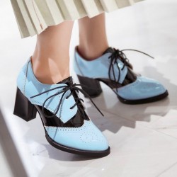 Vintage brogue shoes - pointed toe - lace-up - with thick heelsBoots