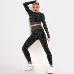 Seamless camouflage fitness set - o-neck - long sleeve shirt / leggings