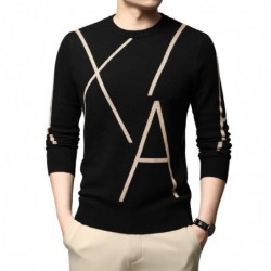 Elegant knitted sweater - big letter print