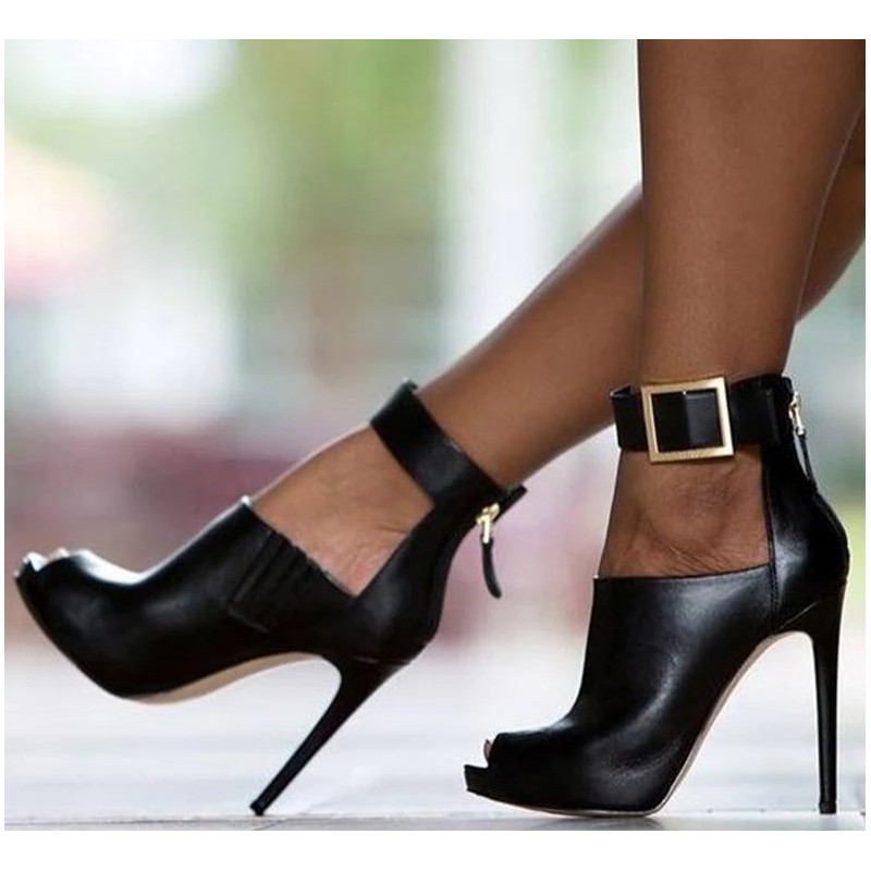 Sexy high heel boots - with metal buckle - open toeHigh heels