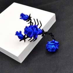 Scorpion shaped brooch with roses