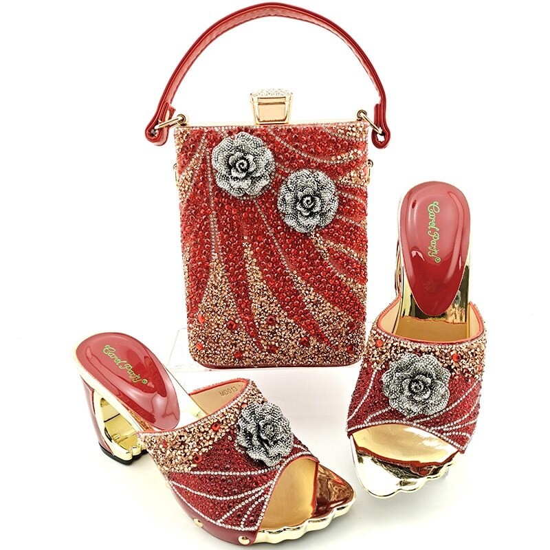 Fashionable Italian shoes & bag sets for women - silver colour
