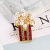 Pärl popcorn formad brosch - med strass