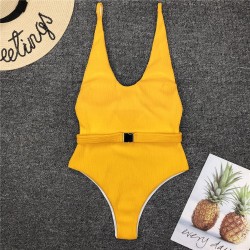 Sexig ribbaddräkt i ett stycke - brasiliansk monokini - med skärp