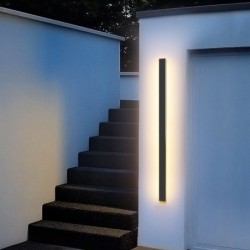 Vattentät utomhusvägglampa - lång LED-lampa i aluminium