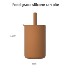 Drickskopp i silikon för barn - kallt / varmt vatten - med sugrör - läckagesäker - BPA-fri - enfärgad