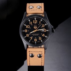 Fashionable military quartz watch - leather strap - unisexWatches