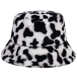 Varm vintermössa - bucket style - leopard / ko mönster