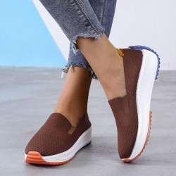 Slip-on loafers i mesh - platta sneakers