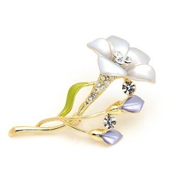 Crystal flower broochBrooches