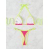 Sexig bikiniset - med metalldekorationer