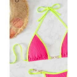 Sexig bikiniset - med metalldekorationer