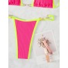 Sexig bikiniset - med metalldekorationer