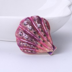 Kristallskal - elegant brosch
