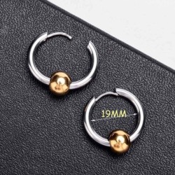 Små ringörhängen med en boll