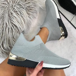 Mesh sportsneakers - slip on skor - med hög plattform