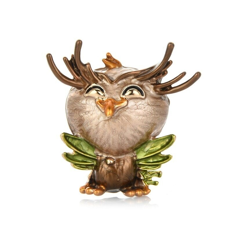 Smiling little owl - crystal broochBrooches