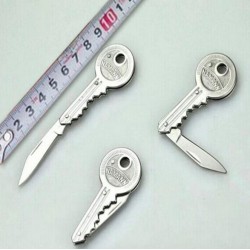 Fällbar nyckelformad kniv - med nyckelring - rostfritt stål