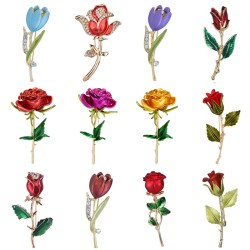Blomformad brosch - rosor / tulpaner