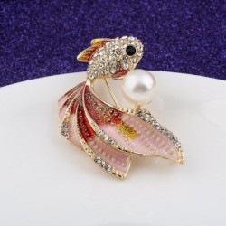 Kristallguldfisk med en pärla - elegant brosch