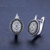 Eleganta runda silverörhängen - vita/svarta kristaller