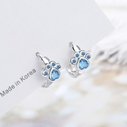 Små runda silverörhängen - blå kristall djurtass