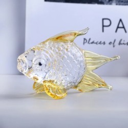 Färgglad kristall guldfisk statyett