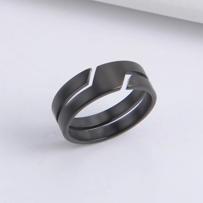 Ring i rostfritt stål för män och kvinnor - trendig design