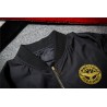 Black bomber jacka med broderade gyllene vingar