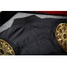 Black bomber jacka med broderade gyllene vingar