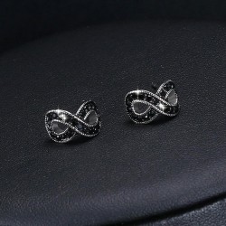 Black crystal infinity stud örhängen