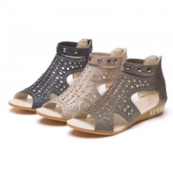 Fashion Rivet Gladiator SandalsSandals