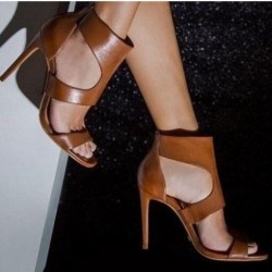 Elegant high heels - pumps with zipperHigh heels