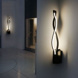 Modern väggmonterad ljuslampa - aluminium